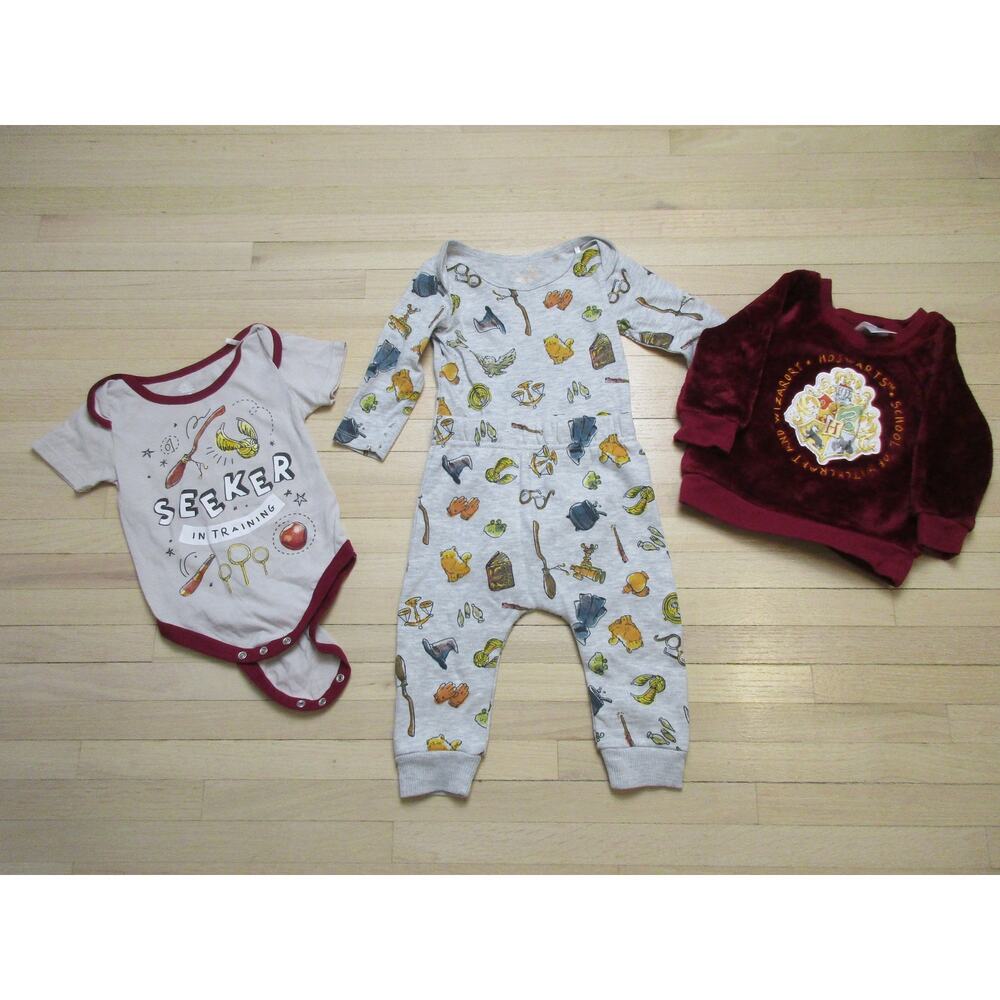 Harry Potter Baby Boy Girl 12M Outfit Set of 5 Sweater Pants Bodysuits Hogwarts